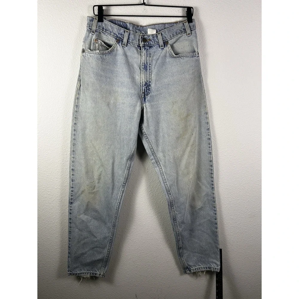 Vintage Levis 550 Relaxed Tapered Leg Jeans Orange Tab 33x32 90s Light Wash Blue